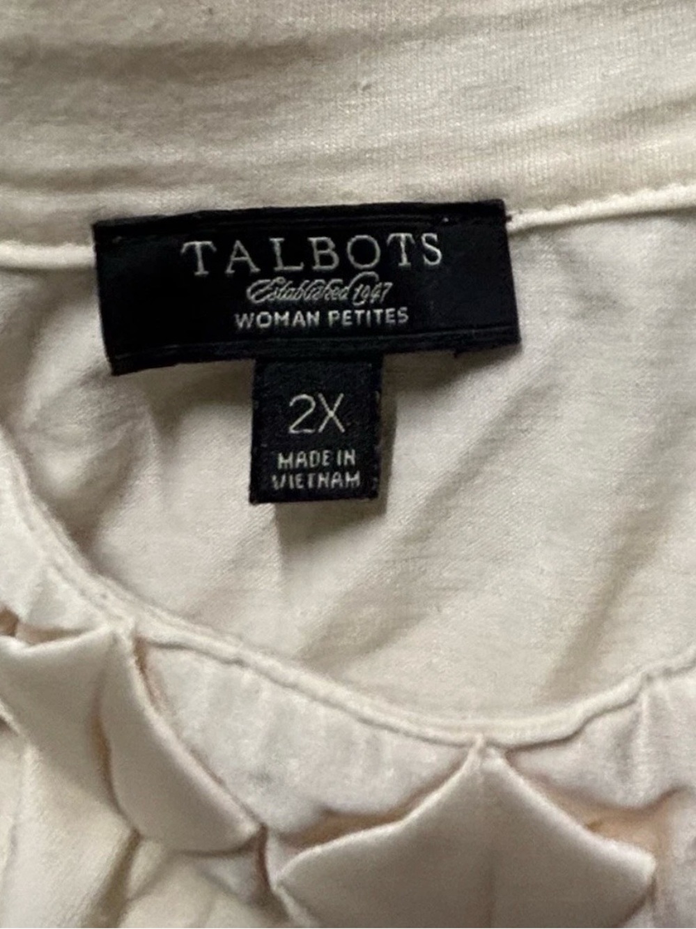 Women’s Talbots Petites Cream Long Sleeve Shirt Size 2X - Picture 4 of 4